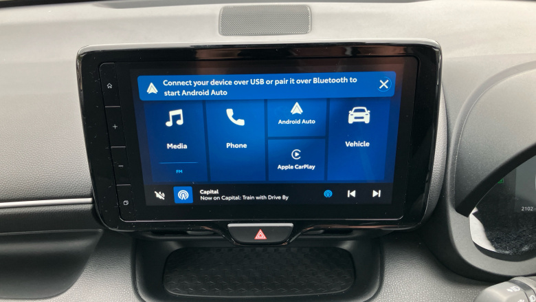 Toyota Yaris 1.5 Hybrid Design 5dr CVT Hybrid Hatchback